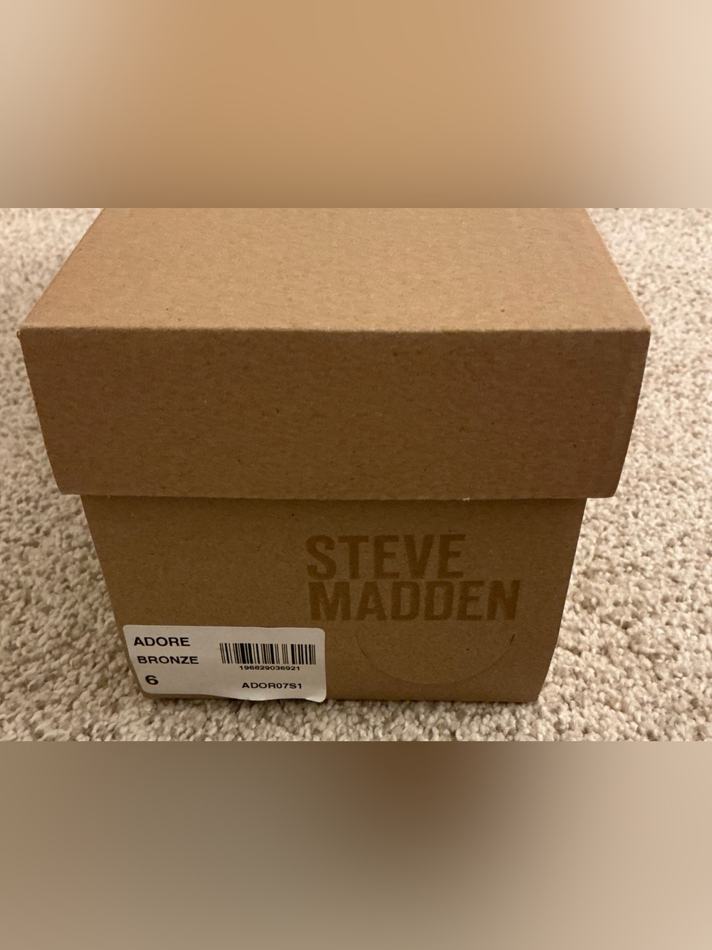Steve Madden Adore Metallic Gold Rhinestone Braided Slides with box - Picture 5 of 7